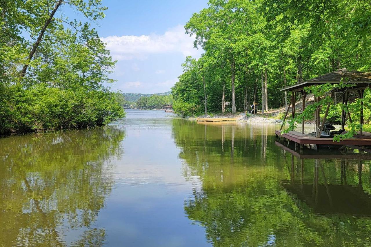 Lakeside Hot Springs Retreat With Kayaks And Boat Dock Hot Springs Village Esterno foto