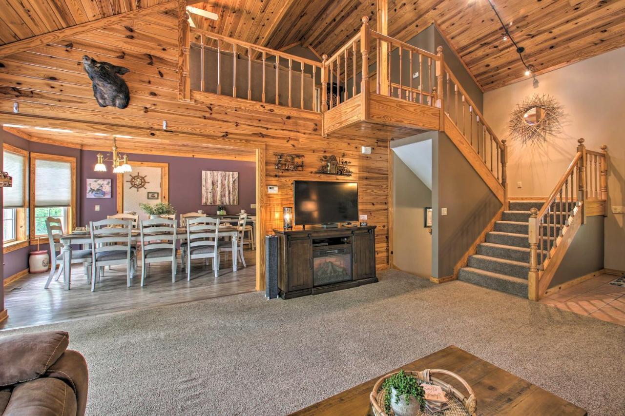 Lakeside Hot Springs Retreat With Kayaks And Boat Dock Hot Springs Village Esterno foto