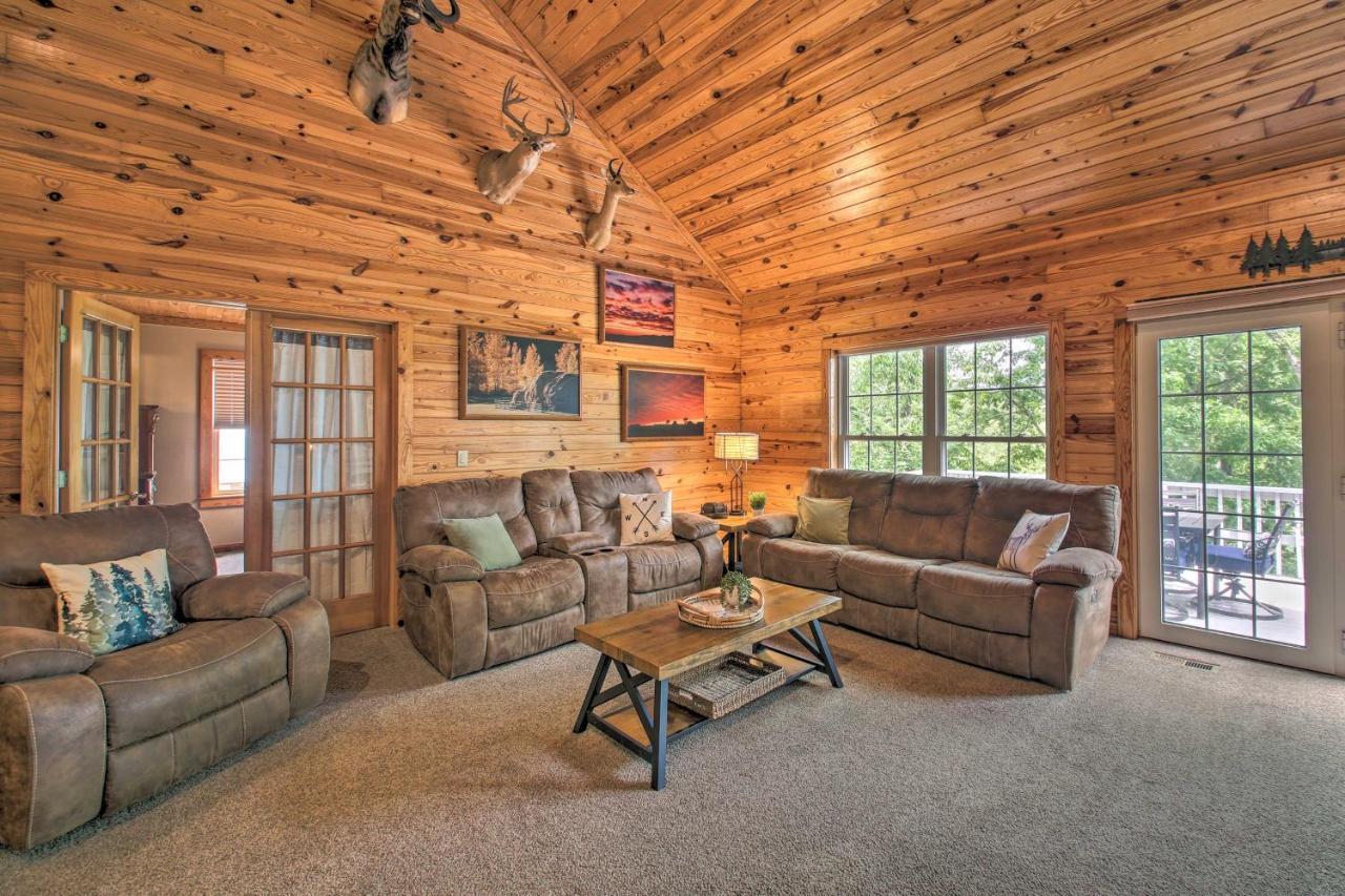 Lakeside Hot Springs Retreat With Kayaks And Boat Dock Hot Springs Village Esterno foto