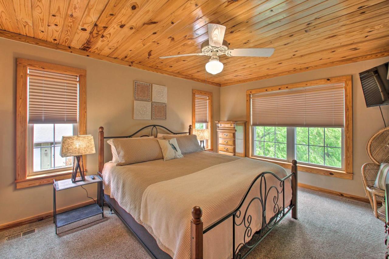 Lakeside Hot Springs Retreat With Kayaks And Boat Dock Hot Springs Village Esterno foto